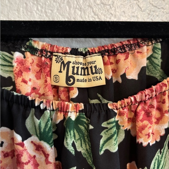 Show Me Your Mumu Rane Black Floral Off Shoulder Romper Size Small - Picture 3 of 4